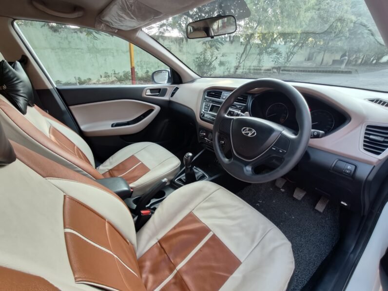 
								I20 MAGNA 2017 MODEL PETROL full									