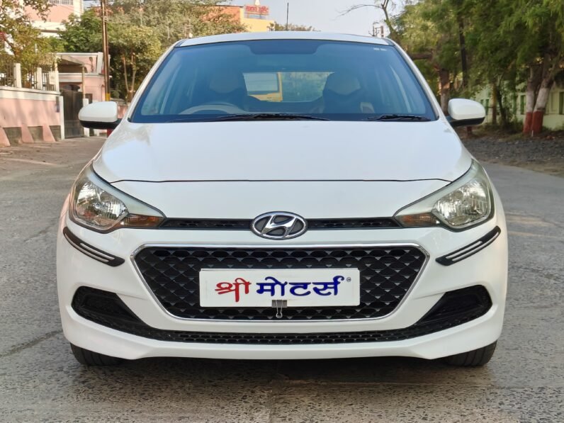 
								I20 MAGNA 2017 MODEL PETROL full									