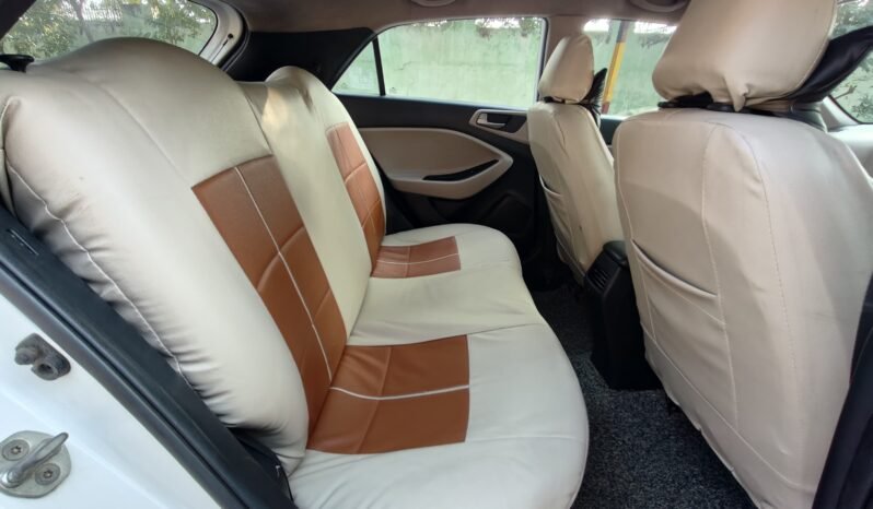 
								I20 MAGNA 2017 MODEL PETROL full									