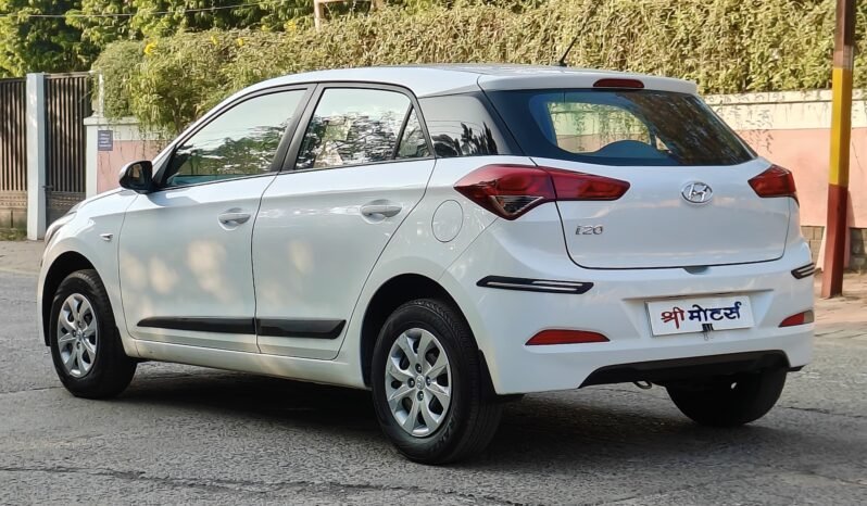 
								I20 MAGNA 2017 MODEL PETROL full									