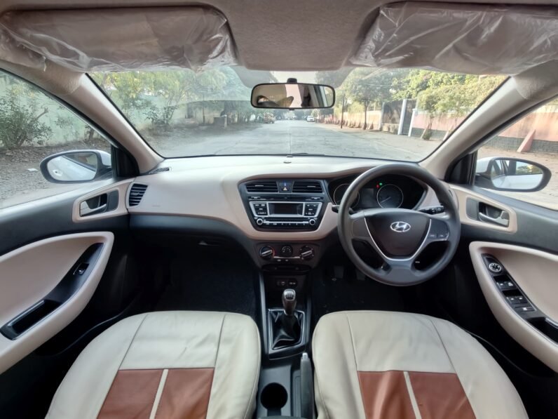 
								I20 MAGNA 2017 MODEL PETROL full									