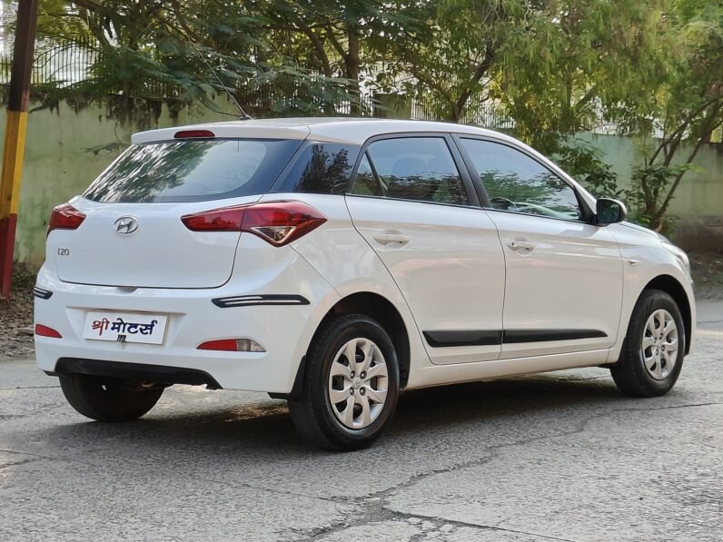 
								I20 MAGNA 2017 MODEL PETROL full									