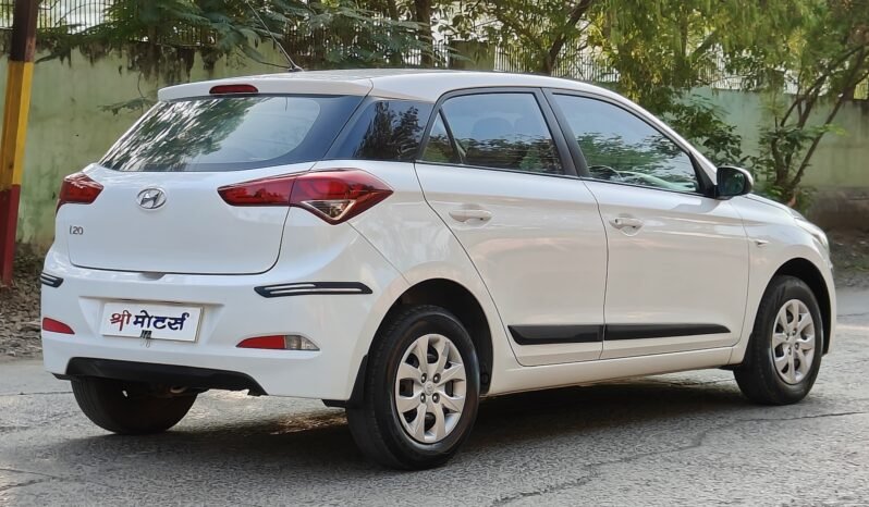 
								I20 MAGNA 2017 MODEL PETROL full									