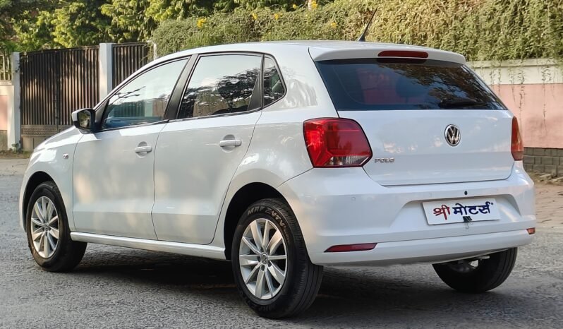 
								POLO HIGHLINE 2014 MODEL PETROL full									