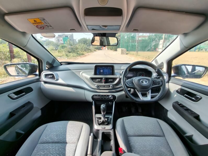 
								ALTROZ XZ 2020 MODEL PETROL full									