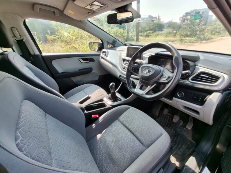 
								ALTROZ XZ 2020 MODEL PETROL full									