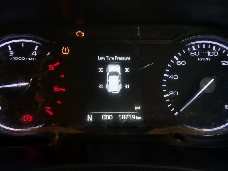 
								BOLERO NEO N10 2023 MODEL DIESEL full									