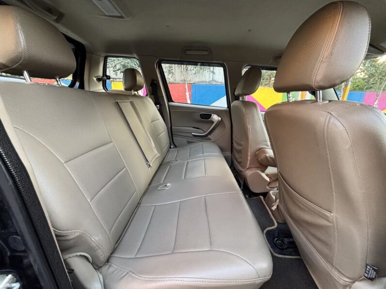 
								BOLERO NEO N10 2023 MODEL DIESEL full									