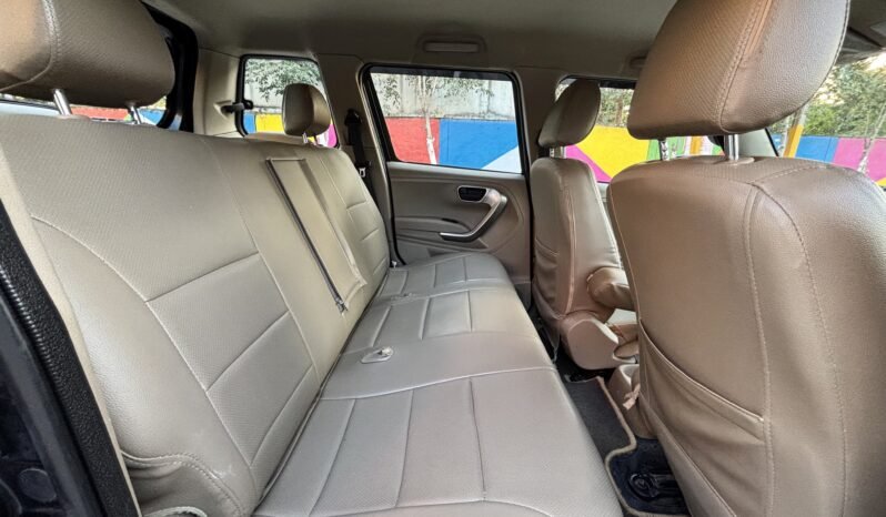 
								BOLERO NEO N10 2023 MODEL DIESEL full									