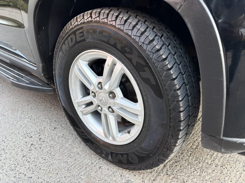 
								BOLERO NEO N10 2023 MODEL DIESEL full									