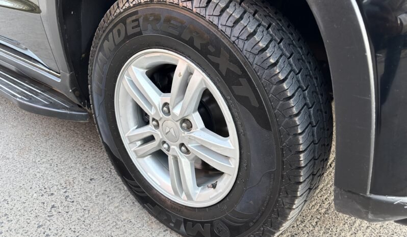 
								BOLERO NEO N10 2023 MODEL DIESEL full									