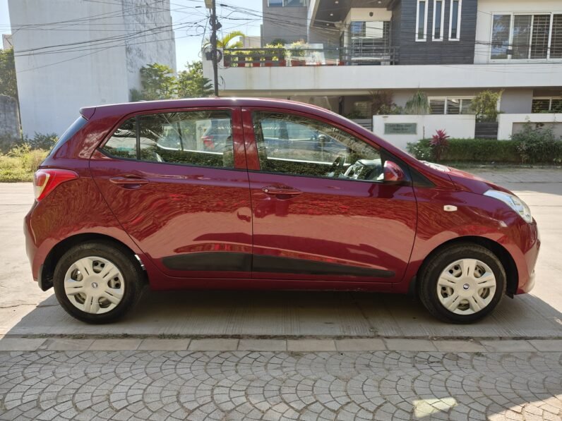 
								GRAND I10 ERA 2014 MODEL PETROL full									