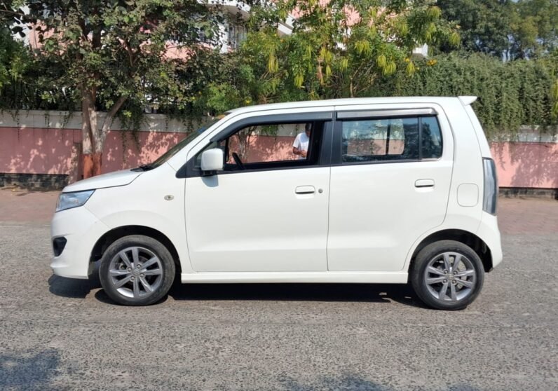 
								WAGON R VXI 2018 MODEL PETROL full									