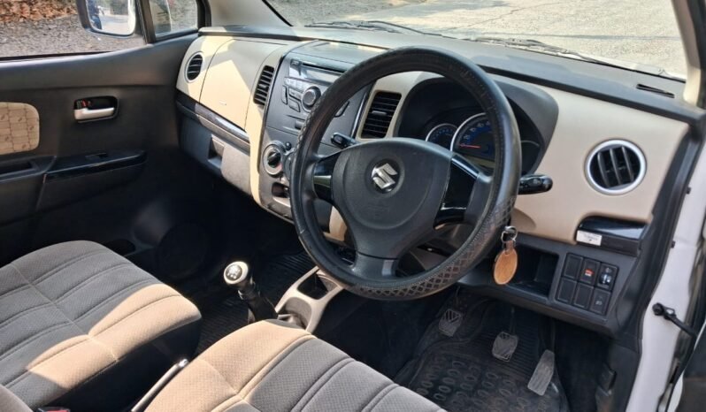 
								WAGON R VXI 2018 MODEL PETROL full									