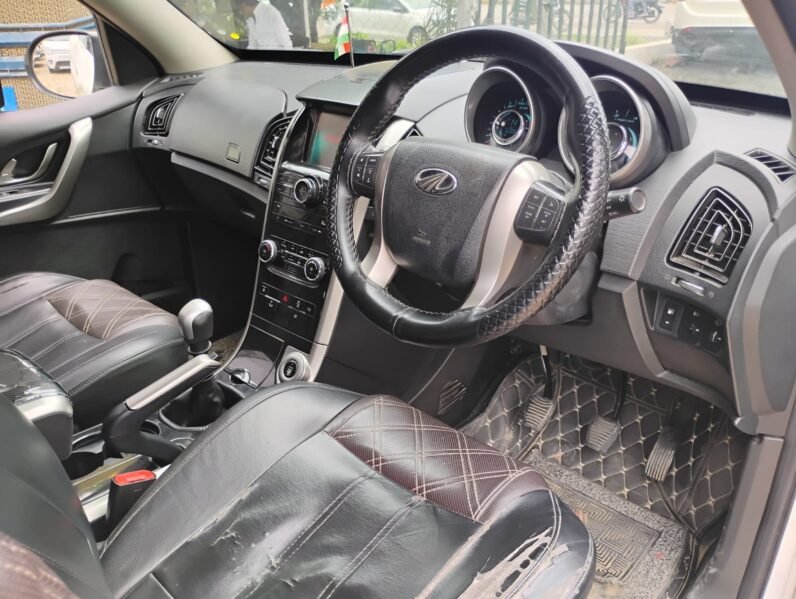
								XUV500 W9 2018 MODEL DIESEL full									