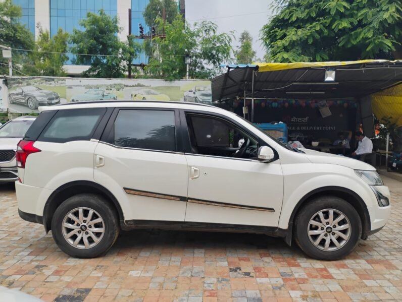 
								XUV500 W9 2018 MODEL DIESEL full									