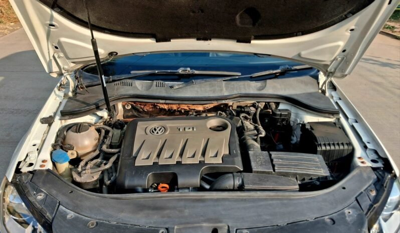 
								PASSAT HIGHLINE AT 2013 MODEL DIESEL full									