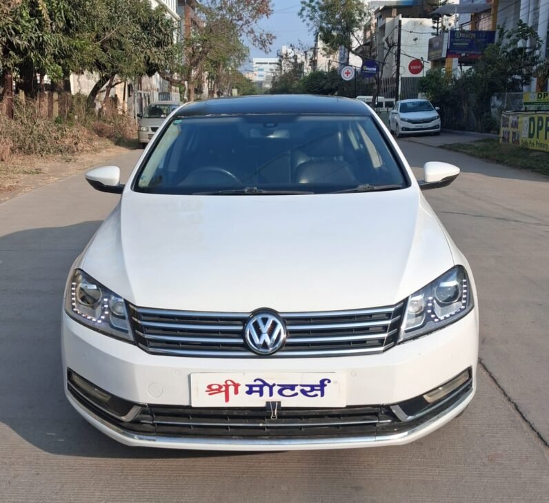 
								PASSAT HIGHLINE AT 2013 MODEL DIESEL full									