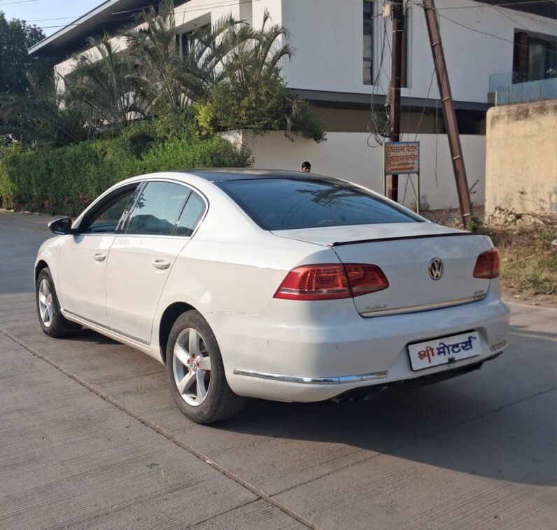 
								PASSAT HIGHLINE AT 2013 MODEL DIESEL full									