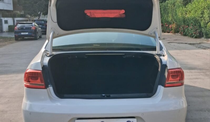 
								PASSAT HIGHLINE AT 2013 MODEL DIESEL full									