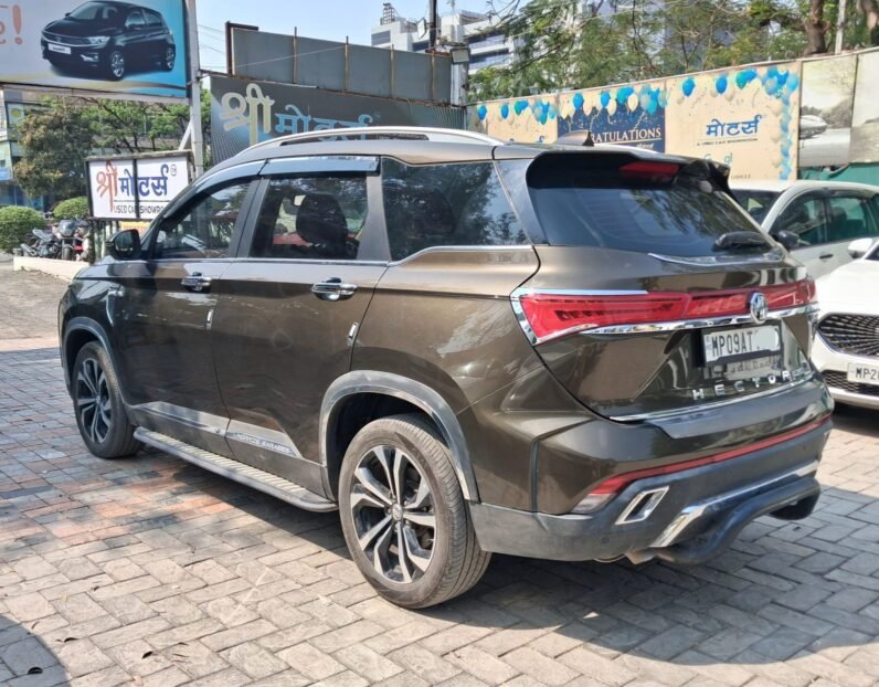 
								MG HECTOR SAVVY AT 2023 MODEL PETROL full									