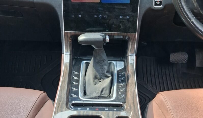 
								MG HECTOR SAVVY AT 2023 MODEL PETROL full									