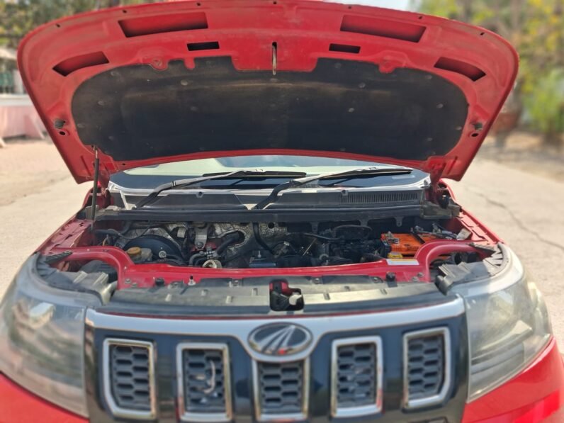 
								TUV300 T10 2019 MODEL DIESEL full									