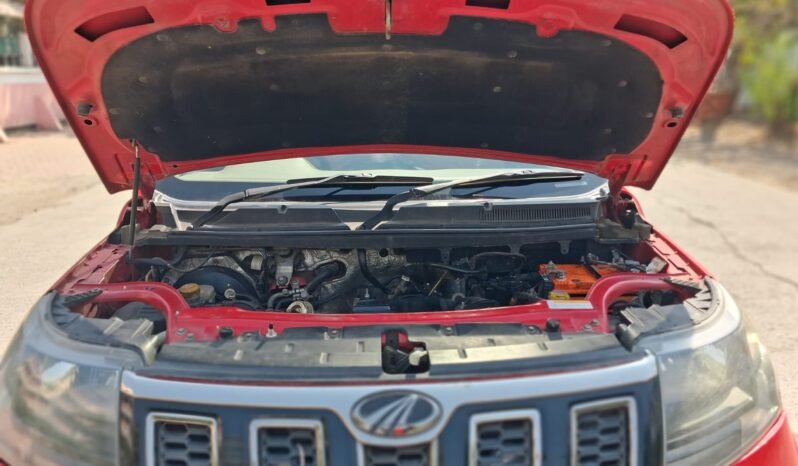 
								TUV300 T10 2019 MODEL DIESEL full									