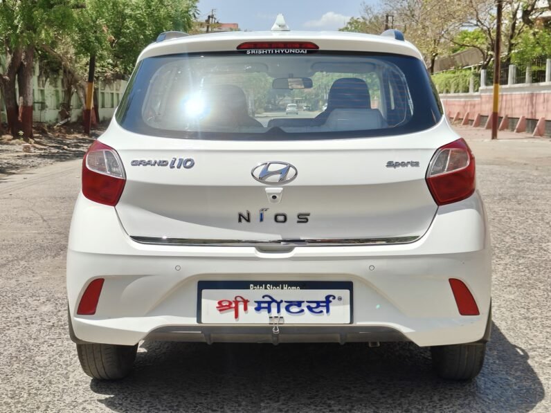 
								NIOS GRAND I10 SPORTZ 2021 MODEL PETROL full									