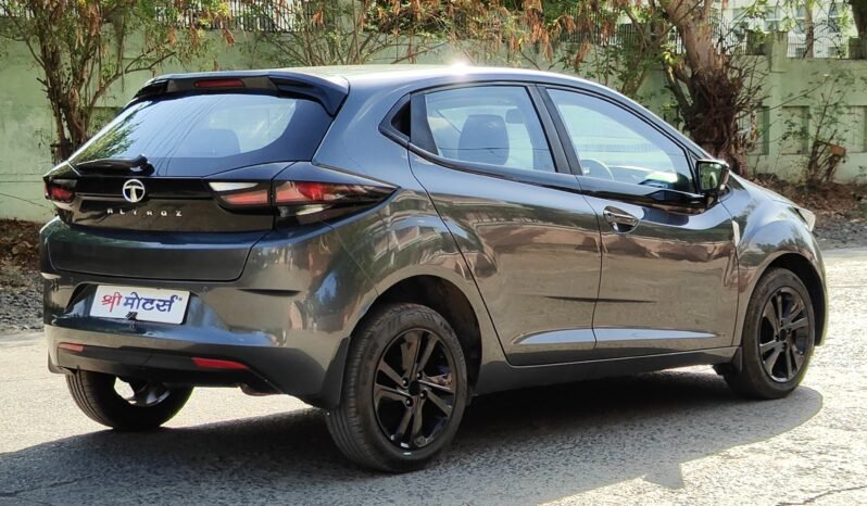 
								ALTROZ XZ 2022 MODEL PETROL full									