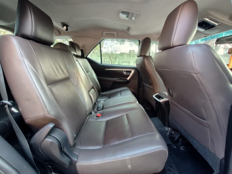 
								FORTUNER 4*2 AT 2019 MODEL DEISEL full									