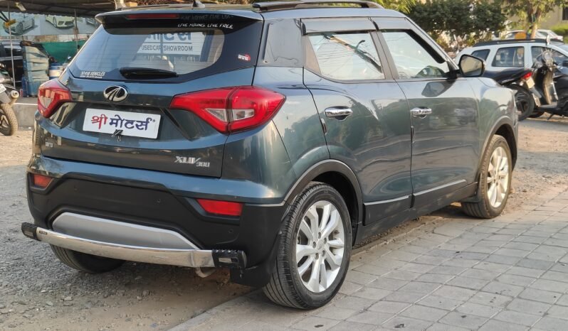 
								XUV300 W8 2020 MODEL PETROL full									