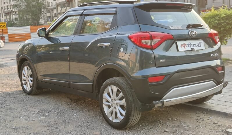 
								XUV300 W8 2020 MODEL PETROL full									