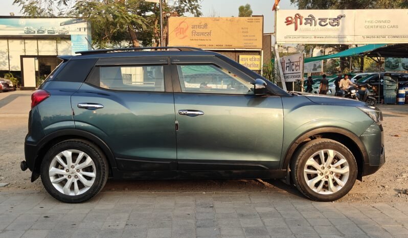 
								XUV300 W8 2020 MODEL PETROL full									