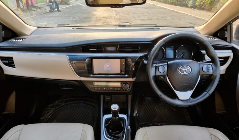 
								COROLLA ALTIS G 2014 MODEL PETROL full									