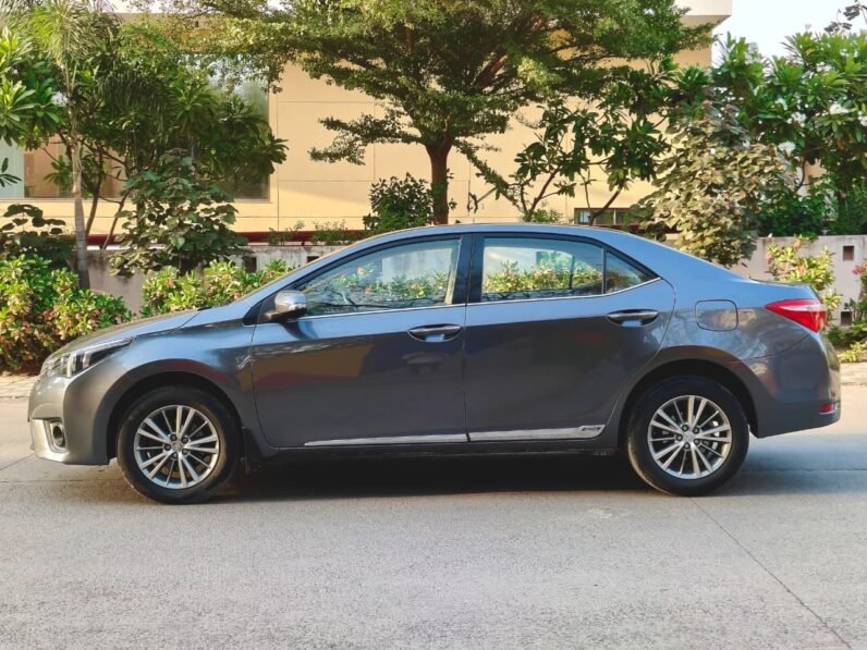 
								COROLLA ALTIS G 2014 MODEL PETROL full									