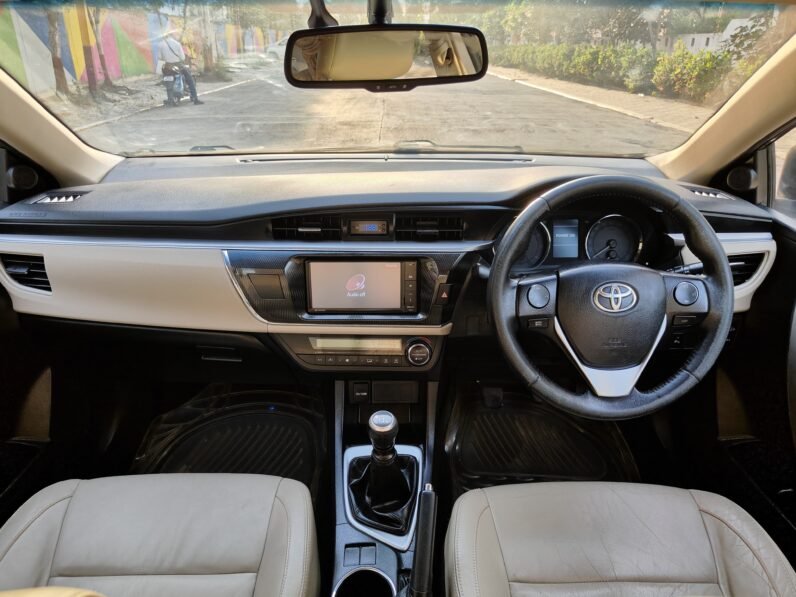 
								COROLLA ALTIS G 2014 MODEL PETROL full									