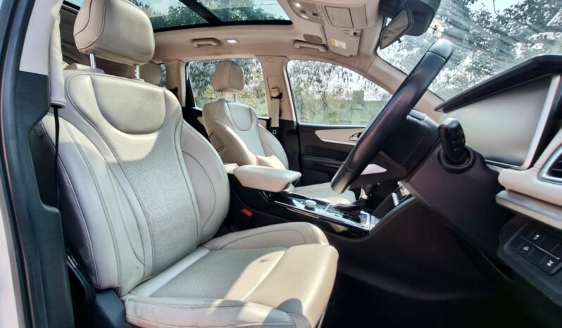 
								XUV700 AX7 L 4*4 AT 2022 DIESEL full									