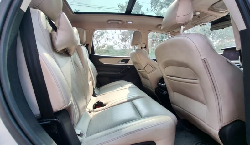 
								XUV700 AX7 L 4*4 AT 2022 DIESEL full									