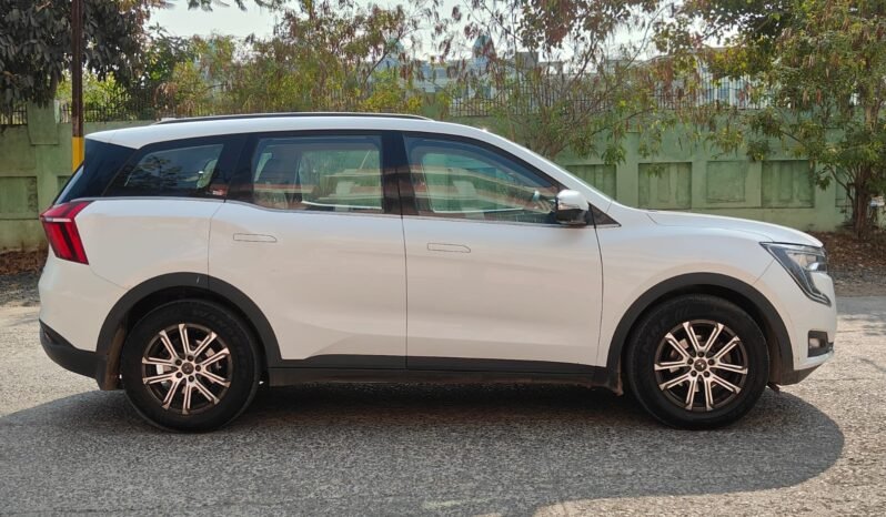 
								XUV700 AX7 L 4*4 AT 2022 DIESEL full									