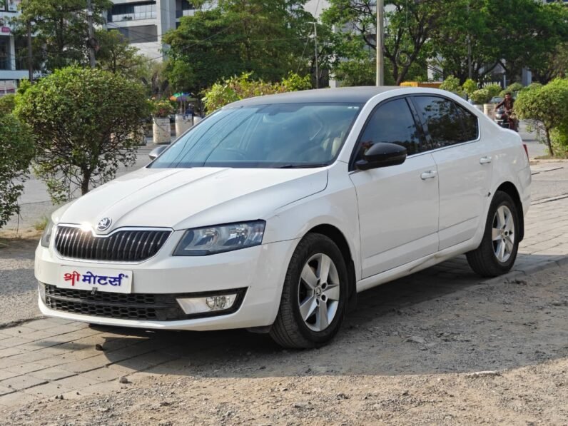 
								OCTAVIA AMBITION 2016 MODEL DIESEL full									