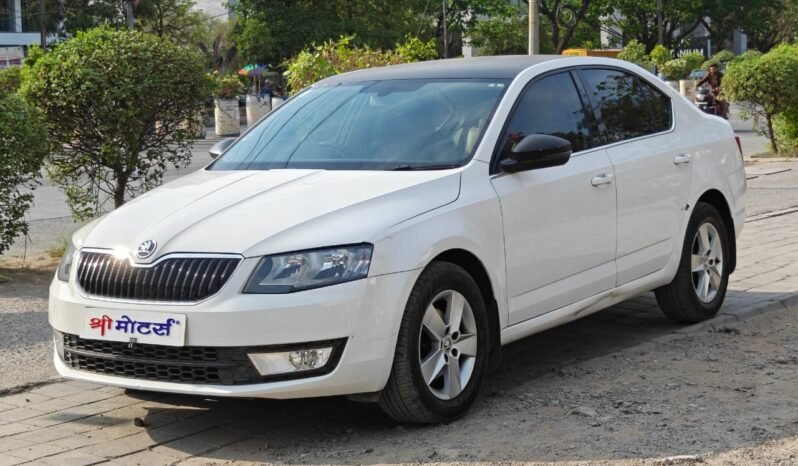 
								OCTAVIA AMBITION 2016 MODEL DIESEL full									