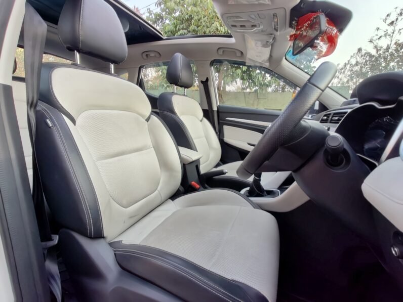 
								ASTOR SHARP 2023 MODEL PETROL full									