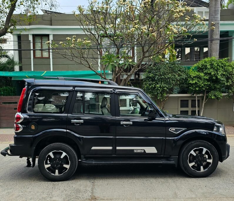 
								SCORPIO S11 2023 MODEL DIESEL full									