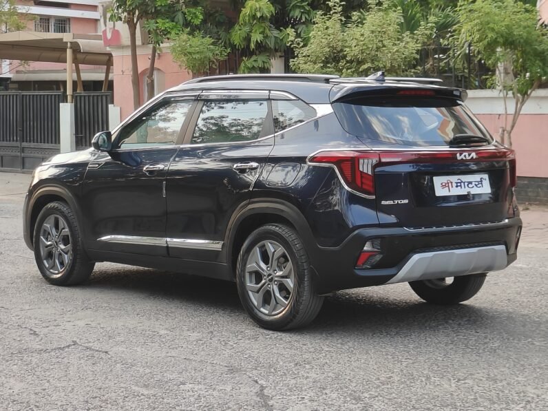 
								SELTOS HTX 2023 MODEL PETROL full									