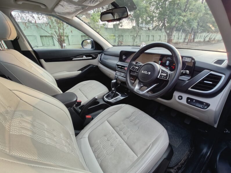 
								SELTOS HTX 2023 MODEL PETROL full									