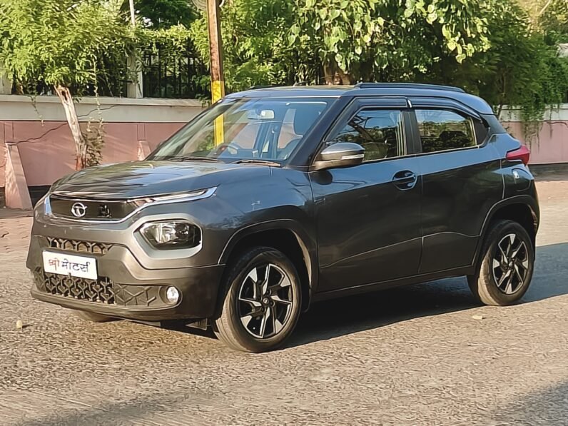 
								PUNCH ACCOMPLISHED 2022 MODEL PETROL full									