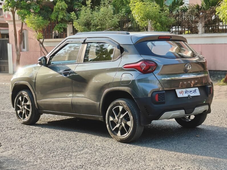 
								PUNCH ACCOMPLISHED 2022 MODEL PETROL full									