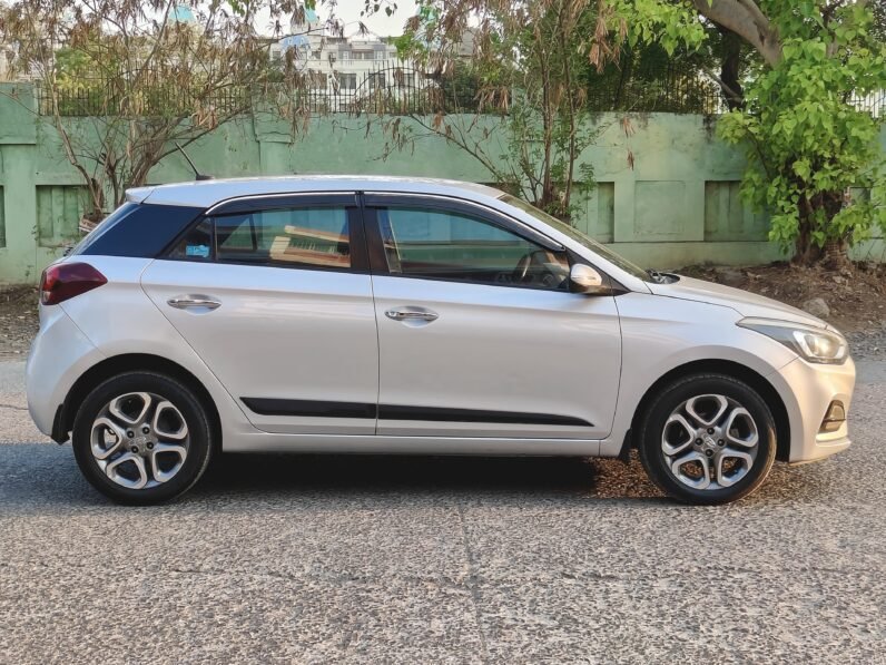 
								I20 ASTA 2018 MODEL DIESEL full									