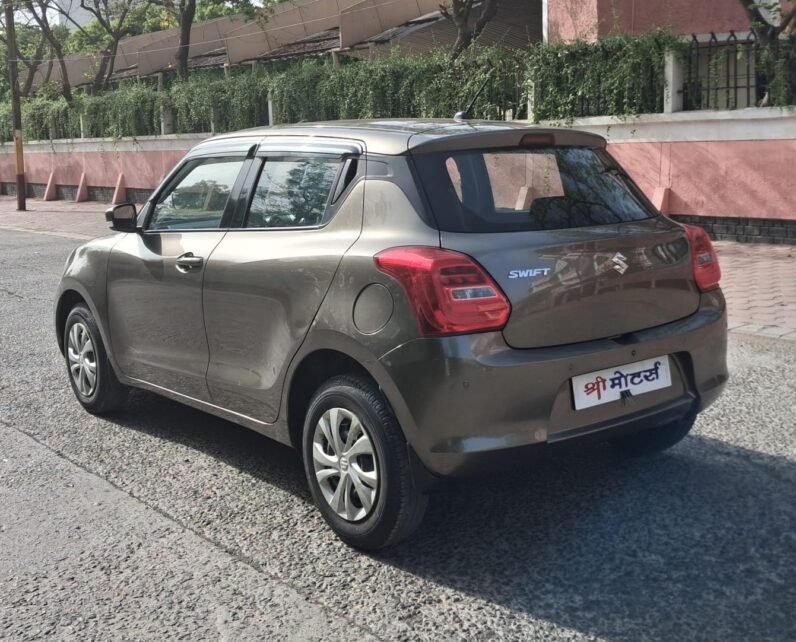
								SWIFT VXI AUTOMATIC 2019 MODEL PETROL full									